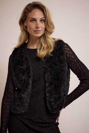Tramontana Hairy Yarn Vest Black