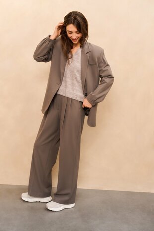 Yaya Melange knit with V-neck and button details taupe grey melange 01-000522-510