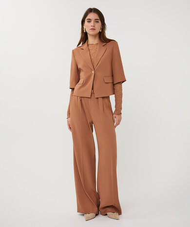 Esqualo Blazer cropped crêpe Cappucino