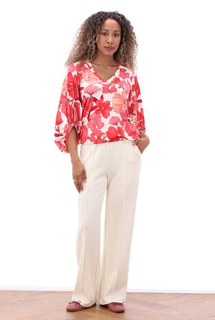 K-design V hals top met design rood C102-P123