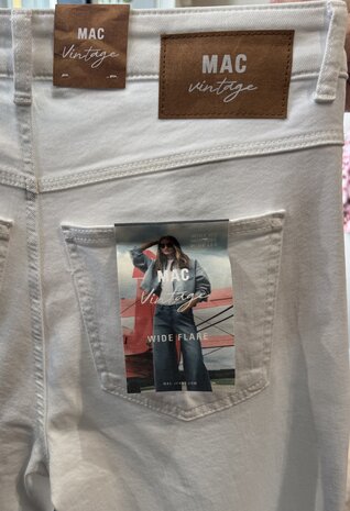 Mac wide white denim D010