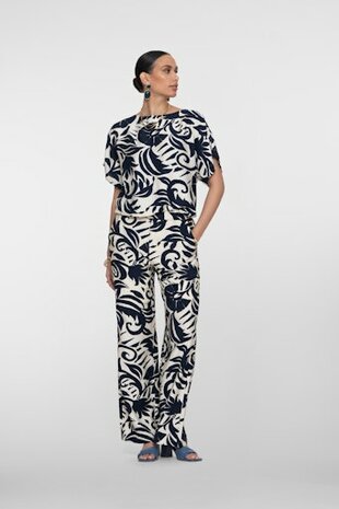 Geisha Pants naive flower navy, off-white 61141-26