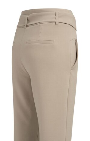 Yaya High waist straight leg trousers with belt and seam details crockery brown