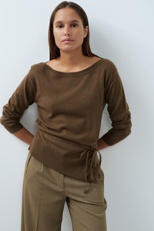 Yaya Boatneck sweater with buttons teak brown