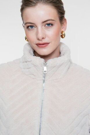 Geisha Jacket fake fur zigzag off-white 69526-19 off-white