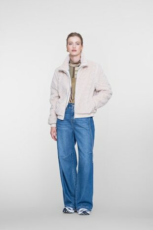 Geisha Jacket fake fur zigzag off-white 69526-19 off-white
