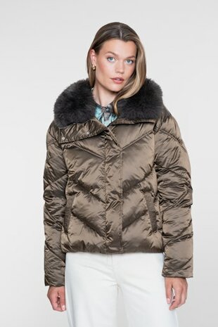 Geisha Jacket short fur hood brown 68512-21