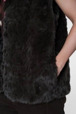 Geisha Gilet im fur & belt dark brown 65536-70