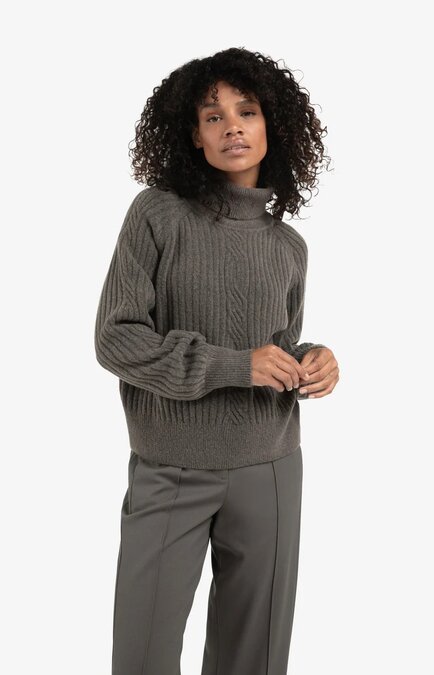 Yaya Ribbed turtleneck sweater with cable detail and long sleeves dark taupe grey melange 01-000525-510