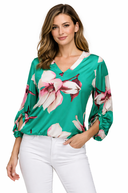 K-design V hals top met design groen C102-P118