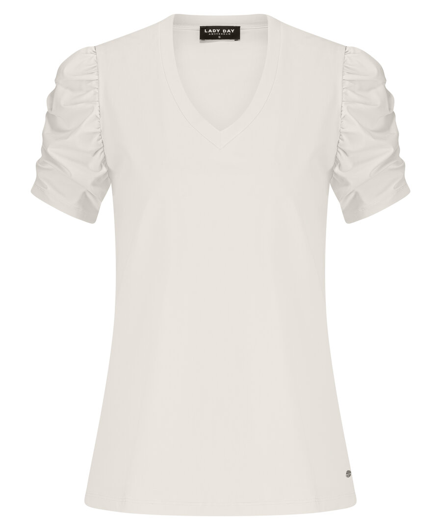 Lady Day Toya Champagne