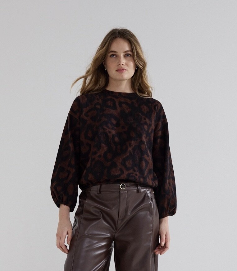 Tramontana Top Shadow Dots Print Brown and Black D01-21-401